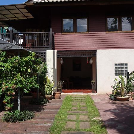 Banjai Garden Guesthouse Chiang Mai Buitenkant foto